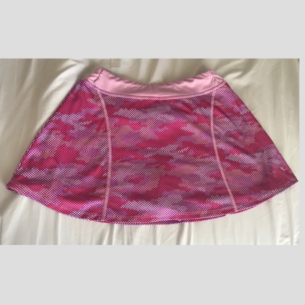 (SOLD) Violet  camo Danskin work out skirt